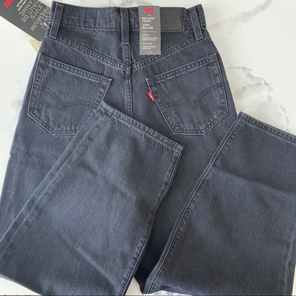 NEW Levi’s Balloon Leg Black Denim Cropped Jeans - Picture 13 of 13